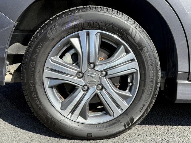 ステップワゴンスパーダ スパーダハイブリッド G ホンダセンシング 禁煙車 1オーナー 純正10インチナビ 後席モニター バックカメラ フルセグ 両側電動スライド 7人乗リ 衝突軽減ブレーキ ダダクティブクルーズ わくわくゲート デュアルエアコン レーンキープアシスト(25枚目)