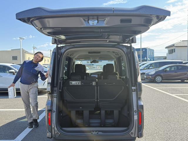 ステップワゴンスパーダ スパーダハイブリッド G ホンダセンシング 禁煙車 1オーナー 純正10インチナビ 後席モニター バックカメラ フルセグ 両側電動スライド 7人乗リ 衝突軽減ブレーキ ダダクティブクルーズ わくわくゲート デュアルエアコン レーンキープアシスト(31枚目)