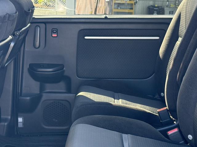 ステップワゴンスパーダ スパーダハイブリッド G ホンダセンシング 禁煙車 1オーナー 純正10インチナビ 後席モニター バックカメラ フルセグ 両側電動スライド 7人乗リ 衝突軽減ブレーキ ダダクティブクルーズ わくわくゲート デュアルエアコン レーンキープアシスト(37枚目)