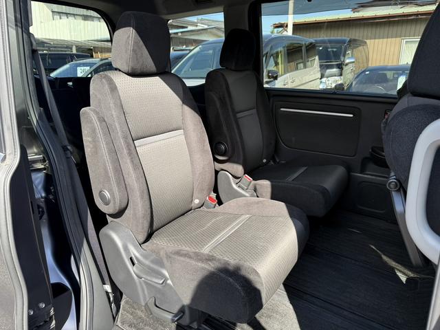 ステップワゴンスパーダ スパーダハイブリッド G ホンダセンシング 禁煙車 1オーナー 純正10インチナビ 後席モニター バックカメラ フルセグ 両側電動スライド 7人乗リ 衝突軽減ブレーキ ダダクティブクルーズ わくわくゲート デュアルエアコン レーンキープアシスト(42枚目)