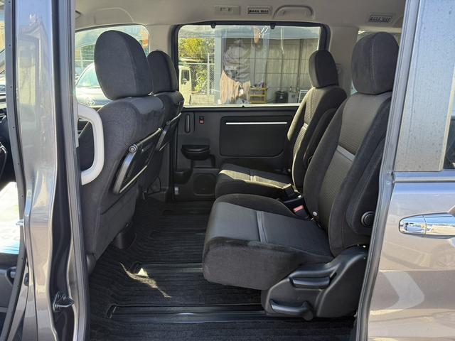 ステップワゴンスパーダ スパーダハイブリッド G ホンダセンシング 禁煙車 1オーナー 純正10インチナビ 後席モニター バックカメラ フルセグ 両側電動スライド 7人乗リ 衝突軽減ブレーキ ダダクティブクルーズ わくわくゲート デュアルエアコン レーンキープアシスト(46枚目)