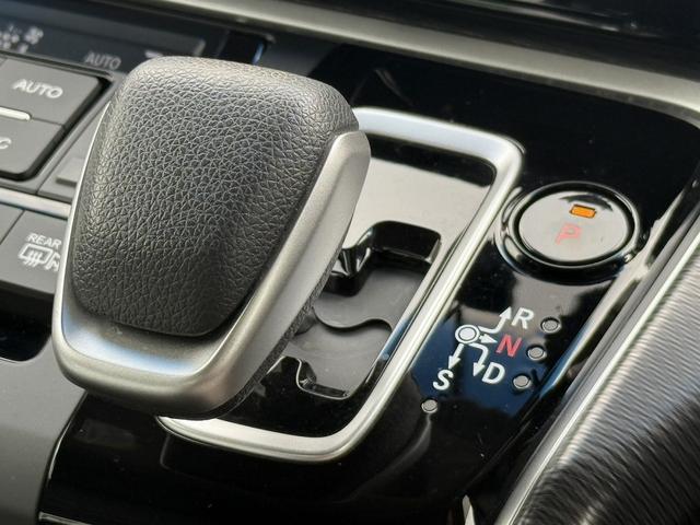 ステップワゴンスパーダ スパーダハイブリッド G ホンダセンシング 禁煙車 1オーナー 純正10インチナビ 後席モニター バックカメラ フルセグ 両側電動スライド 7人乗リ 衝突軽減ブレーキ ダダクティブクルーズ わくわくゲート デュアルエアコン レーンキープアシスト(56枚目)