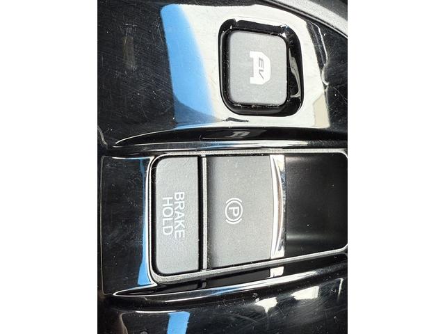 ステップワゴンスパーダ スパーダハイブリッド G ホンダセンシング 禁煙車 1オーナー 純正10インチナビ 後席モニター バックカメラ フルセグ 両側電動スライド 7人乗リ 衝突軽減ブレーキ ダダクティブクルーズ わくわくゲート デュアルエアコン レーンキープアシスト(73枚目)