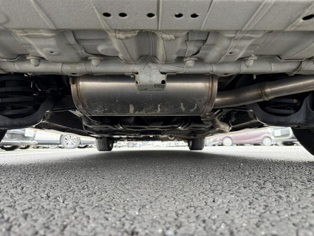 ステップワゴンスパーダ スパーダハイブリッド G ホンダセンシング 禁煙車 1オーナー 純正10インチナビ 後席モニター バックカメラ フルセグ 両側電動スライド 7人乗リ 衝突軽減ブレーキ ダダクティブクルーズ わくわくゲート デュアルエアコン レーンキープアシスト(76枚目)