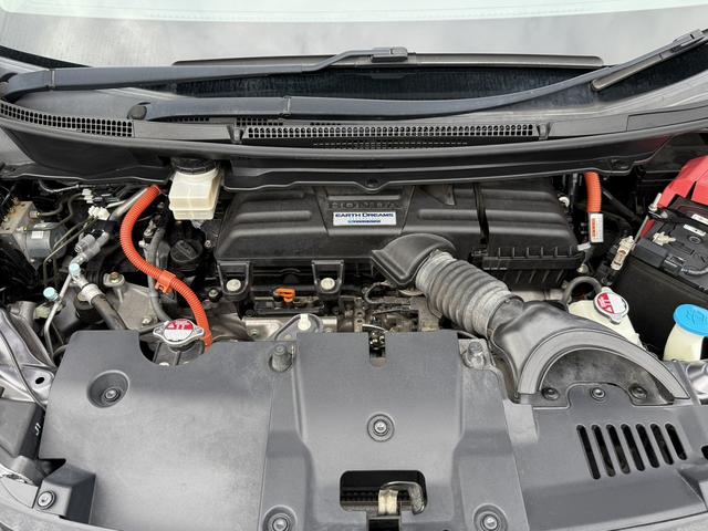 ステップワゴンスパーダ スパーダハイブリッド G ホンダセンシング 禁煙車 1オーナー 純正10インチナビ 後席モニター バックカメラ フルセグ 両側電動スライド 7人乗リ 衝突軽減ブレーキ ダダクティブクルーズ わくわくゲート デュアルエアコン レーンキープアシスト(78枚目)