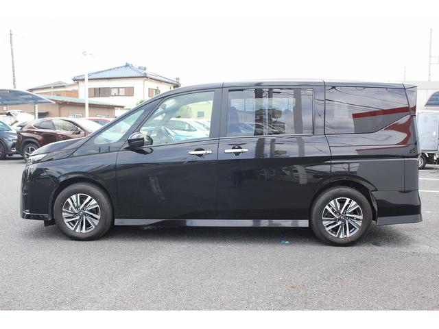 セレナ ハイウェイスターＶ　純正１２．３型ナビゲーション　フルセグ　インテリジェントアラウンドビューモニター　６スピーカー　衝突軽減ブレーキ　両側電動スライドドア　プロパイロット　ＬＥＤヘッドライト　デジタルインナーミラー（10枚目）