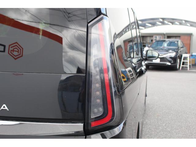 セレナ ハイウェイスターＶ　純正１２．３型ナビゲーション　フルセグ　インテリジェントアラウンドビューモニター　６スピーカー　衝突軽減ブレーキ　両側電動スライドドア　プロパイロット　ＬＥＤヘッドライト　デジタルインナーミラー（12枚目）