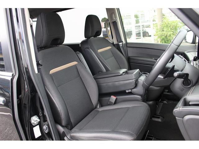 セレナ ハイウェイスターＶ　純正１２．３型ナビゲーション　フルセグ　インテリジェントアラウンドビューモニター　６スピーカー　衝突軽減ブレーキ　両側電動スライドドア　プロパイロット　ＬＥＤヘッドライト　デジタルインナーミラー（14枚目）