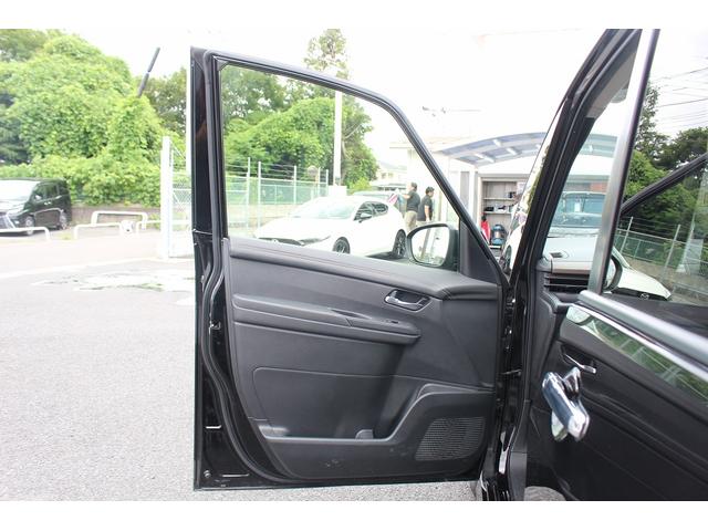 セレナ ハイウェイスターＶ　純正１２．３型ナビゲーション　フルセグ　インテリジェントアラウンドビューモニター　６スピーカー　衝突軽減ブレーキ　両側電動スライドドア　プロパイロット　ＬＥＤヘッドライト　デジタルインナーミラー（42枚目）