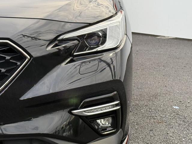 レヴォーグ ＳＴＩスポーツ　ＥＸ　４ＷＤ　純正１１．６インチナビ　アイサイトＸ　フルセグ　バックカメラ　ドライバーモニタリングシステム　電動リアゲート　メモリー機能付きパワーシート　アダクティブクルーズ　ハンズフリーバックドア（12枚目）