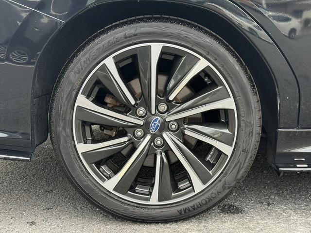 レヴォーグ ＳＴＩスポーツ　ＥＸ　４ＷＤ　純正１１．６インチナビ　アイサイトＸ　フルセグ　バックカメラ　ドライバーモニタリングシステム　電動リアゲート　メモリー機能付きパワーシート　アダクティブクルーズ　ハンズフリーバックドア（19枚目）