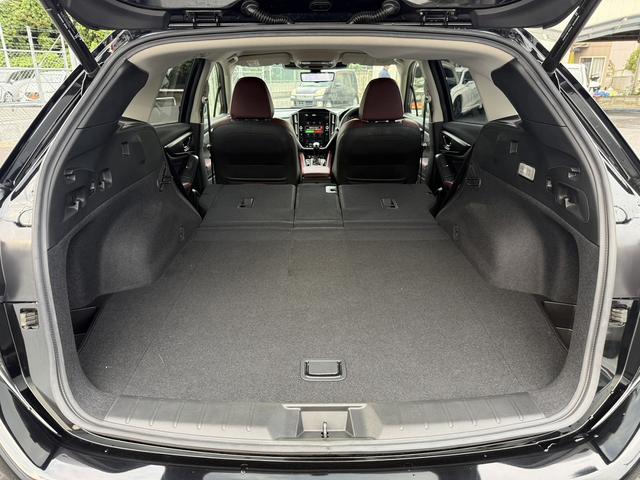 レヴォーグ ＳＴＩスポーツ　ＥＸ　４ＷＤ　純正１１．６インチナビ　アイサイトＸ　フルセグ　バックカメラ　ドライバーモニタリングシステム　電動リアゲート　メモリー機能付きパワーシート　アダクティブクルーズ　ハンズフリーバックドア（26枚目）