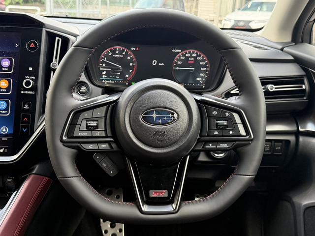 レヴォーグ ＳＴＩスポーツ　ＥＸ　４ＷＤ　純正１１．６インチナビ　アイサイトＸ　フルセグ　バックカメラ　ドライバーモニタリングシステム　電動リアゲート　メモリー機能付きパワーシート　アダクティブクルーズ　ハンズフリーバックドア（38枚目）