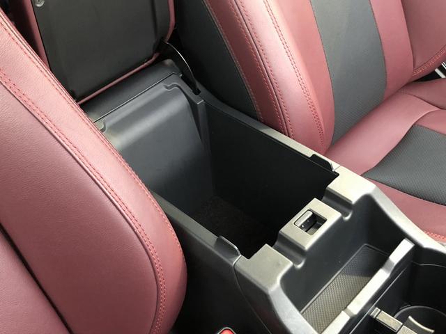 レヴォーグ ＳＴＩスポーツ　ＥＸ　４ＷＤ　純正１１．６インチナビ　アイサイトＸ　フルセグ　バックカメラ　ドライバーモニタリングシステム　電動リアゲート　メモリー機能付きパワーシート　アダクティブクルーズ　ハンズフリーバックドア（60枚目）