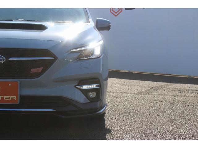 レヴォーグ ＳＴＩスポーツ　ＥＸ　禁煙車　ＳＴＩフルエアロ　純正１１．６インチナビ　ハーマンカードンサウンド１０スピーカー　フルセグ　バックカメラ　衝突軽減　レーダークルーズ　ＥＴＣ　Ｂｌｕｅｔｏｏｔｈ　電動リアゲート　シートヒーター（11枚目）