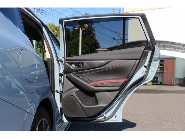 レヴォーグ ＳＴＩスポーツ　ＥＸ　禁煙車　ＳＴＩフルエアロ　純正１１．６インチナビ　ハーマンカードンサウンド１０スピーカー　フルセグ　バックカメラ　衝突軽減　レーダークルーズ　ＥＴＣ　Ｂｌｕｅｔｏｏｔｈ　電動リアゲート　シートヒーター（24枚目）