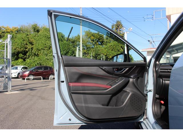 レヴォーグ ＳＴＩスポーツ　ＥＸ　禁煙車　ＳＴＩフルエアロ　純正１１．６インチナビ　ハーマンカードンサウンド１０スピーカー　フルセグ　バックカメラ　衝突軽減　レーダークルーズ　ＥＴＣ　Ｂｌｕｅｔｏｏｔｈ　電動リアゲート　シートヒーター（29枚目）