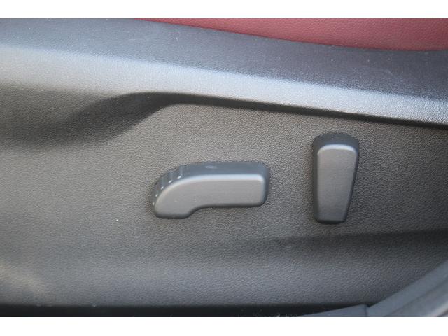 レヴォーグ ＳＴＩスポーツ　ＥＸ　禁煙車　ＳＴＩフルエアロ　純正１１．６インチナビ　ハーマンカードンサウンド１０スピーカー　フルセグ　バックカメラ　衝突軽減　レーダークルーズ　ＥＴＣ　Ｂｌｕｅｔｏｏｔｈ　電動リアゲート　シートヒーター（66枚目）