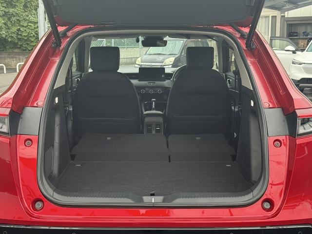 ヴェゼル ｅ：ＨＥＶ　Ｚ　禁煙車　純正９インチナビ　１０スピーカー　マルチビューカメラ　フルセグ　電動リアゲート　アダクティブクルーズコントロール　衝突軽減　ハーフレザー　シートヒーター　ステアリングヒーター　ＥＴＣ（36枚目）