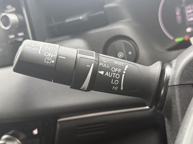 ヴェゼル ｅ：ＨＥＶ　Ｚ　禁煙車　純正９インチナビ　１０スピーカー　マルチビューカメラ　フルセグ　電動リアゲート　アダクティブクルーズコントロール　衝突軽減　ハーフレザー　シートヒーター　ステアリングヒーター　ＥＴＣ（48枚目）