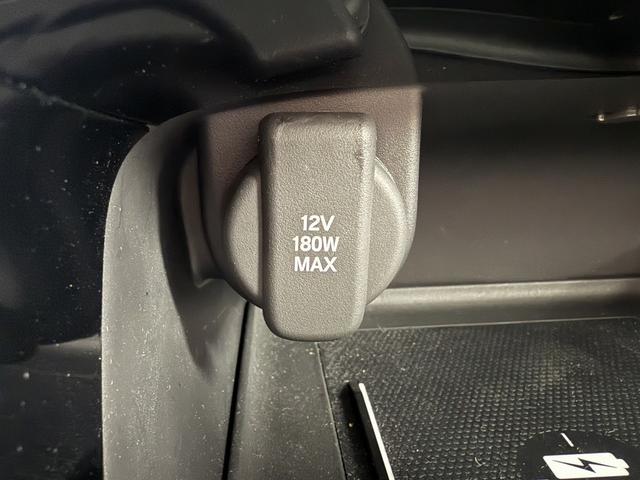 ヴェゼル ｅ：ＨＥＶ　Ｚ　禁煙車　純正９インチナビ　１０スピーカー　マルチビューカメラ　フルセグ　電動リアゲート　アダクティブクルーズコントロール　衝突軽減　ハーフレザー　シートヒーター　ステアリングヒーター　ＥＴＣ（58枚目）