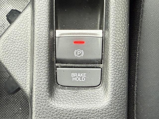 ヴェゼル ｅ：ＨＥＶ　Ｚ　禁煙車　純正９インチナビ　１０スピーカー　マルチビューカメラ　フルセグ　電動リアゲート　アダクティブクルーズコントロール　衝突軽減　ハーフレザー　シートヒーター　ステアリングヒーター　ＥＴＣ（60枚目）