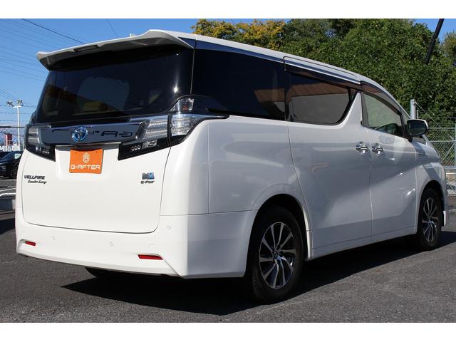 ヴェルファイアハイブリッド エグゼクティブラウンジ 1オーナー 4WD 純正9インチナビ JBLサウンド 12インチ後席モニター 両側電動スライド 17スピーカー フルセグ パノラミックビューモニター 衝突軽減ブレーキ アダクティブクルーズ 純正AW(5枚目)