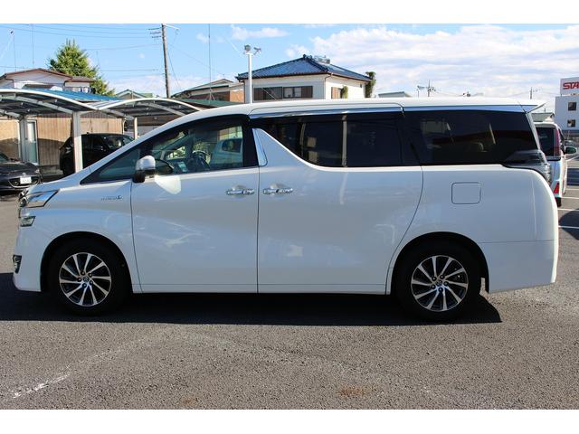 ヴェルファイアハイブリッド エグゼクティブラウンジ 1オーナー 4WD 純正9インチナビ JBLサウンド 12インチ後席モニター 両側電動スライド 17スピーカー フルセグ パノラミックビューモニター 衝突軽減ブレーキ アダクティブクルーズ 純正AW(8枚目)