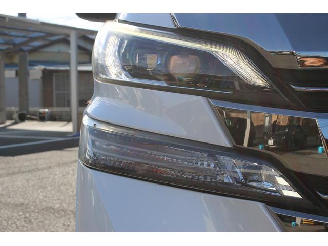 ヴェルファイアハイブリッド エグゼクティブラウンジ 1オーナー 4WD 純正9インチナビ JBLサウンド 12インチ後席モニター 両側電動スライド 17スピーカー フルセグ パノラミックビューモニター 衝突軽減ブレーキ アダクティブクルーズ 純正AW(11枚目)