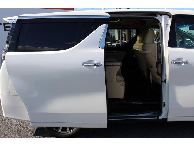 ヴェルファイアハイブリッド エグゼクティブラウンジ 1オーナー 4WD 純正9インチナビ JBLサウンド 12インチ後席モニター 両側電動スライド 17スピーカー フルセグ パノラミックビューモニター 衝突軽減ブレーキ アダクティブクルーズ 純正AW(23枚目)