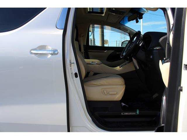 ヴェルファイアハイブリッド エグゼクティブラウンジ 1オーナー 4WD 純正9インチナビ JBLサウンド 12インチ後席モニター 両側電動スライド 17スピーカー フルセグ パノラミックビューモニター 衝突軽減ブレーキ アダクティブクルーズ 純正AW(29枚目)