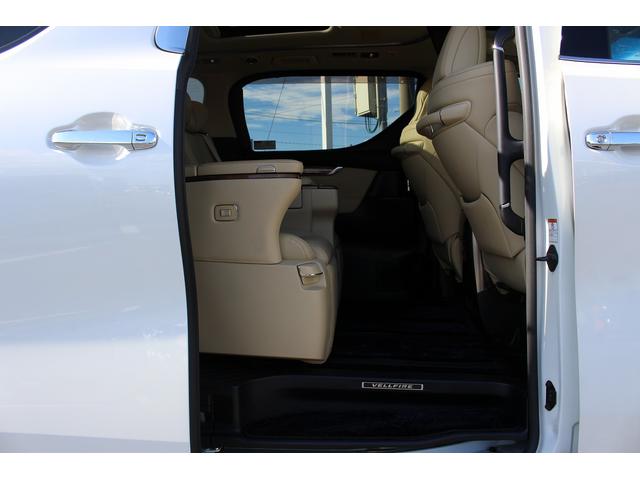 ヴェルファイアハイブリッド エグゼクティブラウンジ 1オーナー 4WD 純正9インチナビ JBLサウンド 12インチ後席モニター 両側電動スライド 17スピーカー フルセグ パノラミックビューモニター 衝突軽減ブレーキ アダクティブクルーズ 純正AW(31枚目)