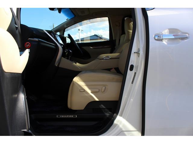 ヴェルファイアハイブリッド エグゼクティブラウンジ 1オーナー 4WD 純正9インチナビ JBLサウンド 12インチ後席モニター 両側電動スライド 17スピーカー フルセグ パノラミックビューモニター 衝突軽減ブレーキ アダクティブクルーズ 純正AW(35枚目)