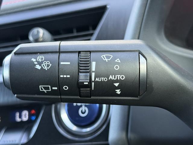 UX UX250h バージョンL ムーンルーフ 3眼LEDヘッドライト OP黒革シート メーカーナビ バックカメラ シートベンチレーション フルセグTV パワーバックドア ステアリングヒーター アダクティブクルーズ 衝突軽減ブレーキ(41枚目)