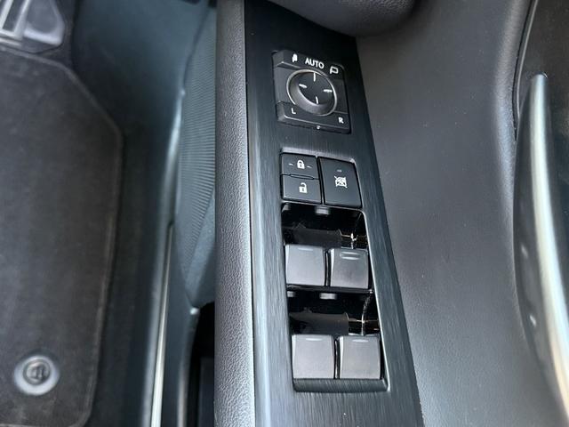 UX UX250h バージョンL ムーンルーフ 3眼LEDヘッドライト OP黒革シート メーカーナビ バックカメラ シートベンチレーション フルセグTV パワーバックドア ステアリングヒーター アダクティブクルーズ 衝突軽減ブレーキ(46枚目)