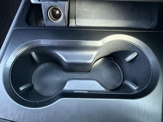 UX UX250h バージョンL ムーンルーフ 3眼LEDヘッドライト OP黒革シート メーカーナビ バックカメラ シートベンチレーション フルセグTV パワーバックドア ステアリングヒーター アダクティブクルーズ 衝突軽減ブレーキ(59枚目)