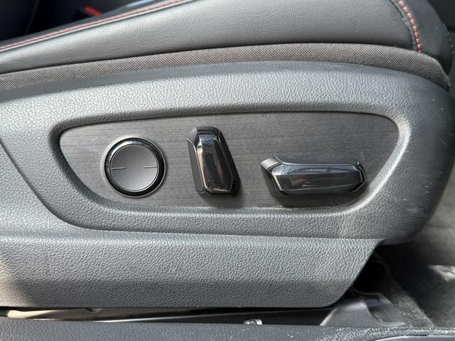 UX UX250h バージョンL ムーンルーフ 3眼LEDヘッドライト OP黒革シート メーカーナビ バックカメラ シートベンチレーション フルセグTV パワーバックドア ステアリングヒーター アダクティブクルーズ 衝突軽減ブレーキ(67枚目)