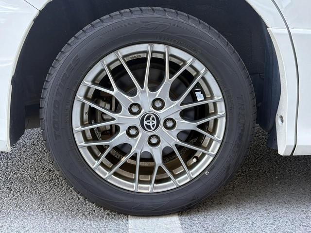 ノア ハイブリッドＳｉ　禁煙車　純正１０．５インチナビ　後席モニター　両側電動スライドドア　寒冷地仕様　リアオートエアコン　バックカメラ　７人乗り　衝突軽減ブレーキ　純正１６インチＡＷ　シートヒーター　ＥＴＣ　ハーフレザー（25枚目）