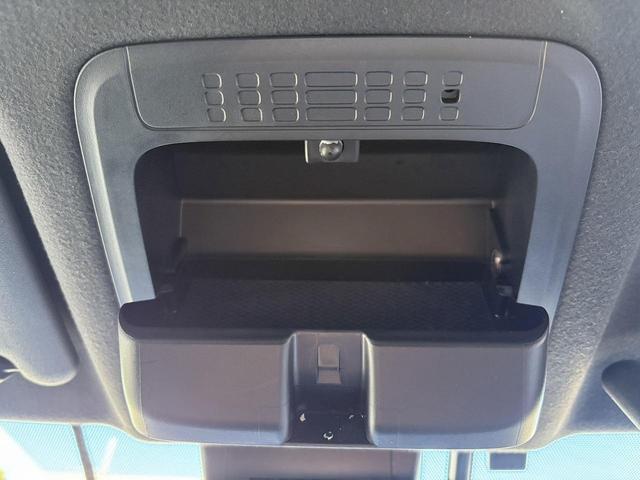 ノア ハイブリッドＳｉ　禁煙車　純正１０．５インチナビ　後席モニター　両側電動スライドドア　寒冷地仕様　リアオートエアコン　バックカメラ　７人乗り　衝突軽減ブレーキ　純正１６インチＡＷ　シートヒーター　ＥＴＣ　ハーフレザー（63枚目）