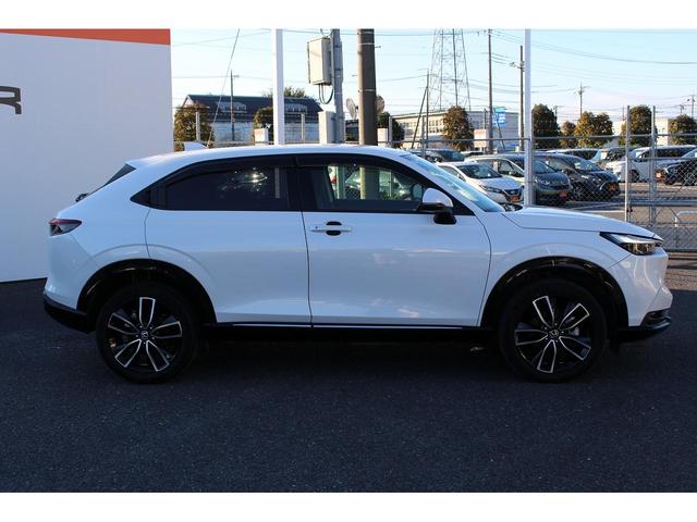 ヴェゼル e:HEV Z 禁煙車 純正9インチナビ バックカメラ フルセグ ハンズフリーパワーバックドア Bluetooth 衝突軽減 アダクティブクルーズ レーンキープ デュアルエアコン シートヒーター ステアリングヒーター(10枚目)