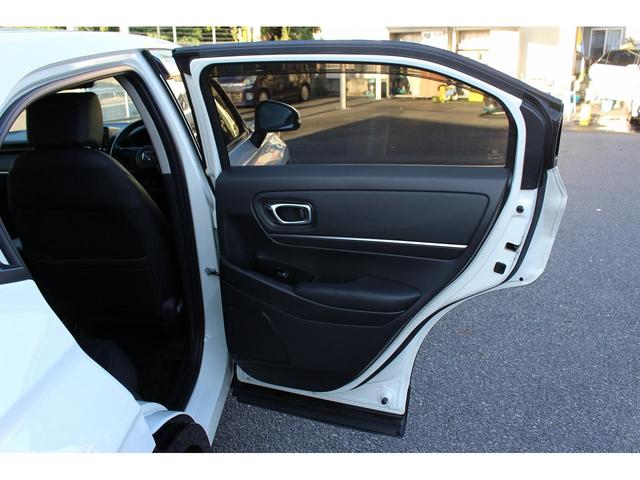 ヴェゼル e:HEV Z 禁煙車 純正9インチナビ バックカメラ フルセグ ハンズフリーパワーバックドア Bluetooth 衝突軽減 アダクティブクルーズ レーンキープ デュアルエアコン シートヒーター ステアリングヒーター(29枚目)