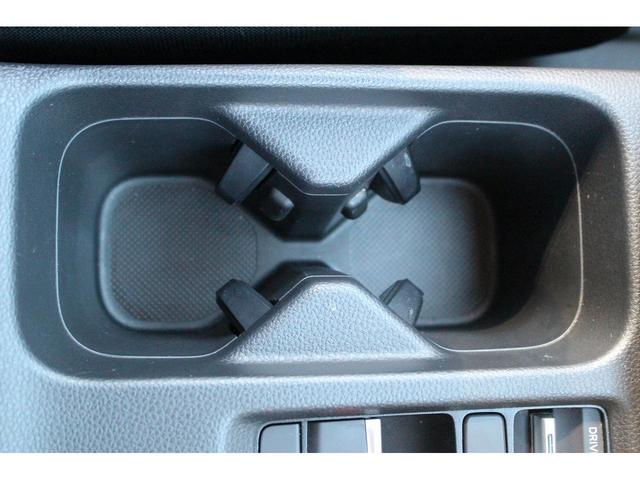 ヴェゼル e:HEV Z 禁煙車 純正9インチナビ バックカメラ フルセグ ハンズフリーパワーバックドア Bluetooth 衝突軽減 アダクティブクルーズ レーンキープ デュアルエアコン シートヒーター ステアリングヒーター(56枚目)