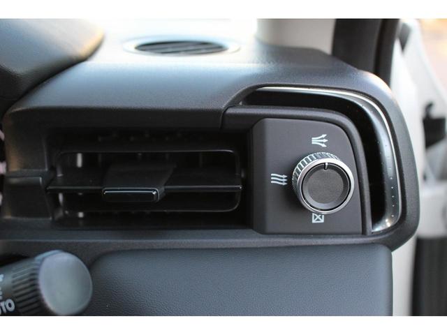 ヴェゼル e:HEV Z 禁煙車 純正9インチナビ バックカメラ フルセグ ハンズフリーパワーバックドア Bluetooth 衝突軽減 アダクティブクルーズ レーンキープ デュアルエアコン シートヒーター ステアリングヒーター(58枚目)