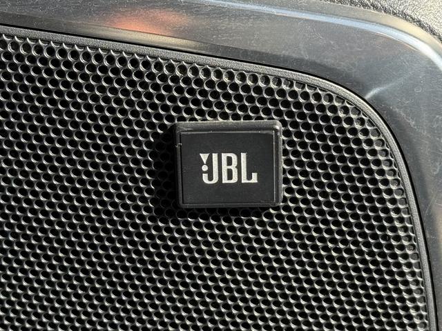 アルファードハイブリッド エグゼクティブラウンジ　ツインムーンルーフ　モデリスタエアロ　純正９インチナビ　ＪＢＬ　後席モニター　両側電動スライドドア　黒革シート　フルセグ　アダクティブクルーズ　３６０度カメラ　衝突軽減ブレーキ　シートヒーター　ＥＴＣ（6枚目）