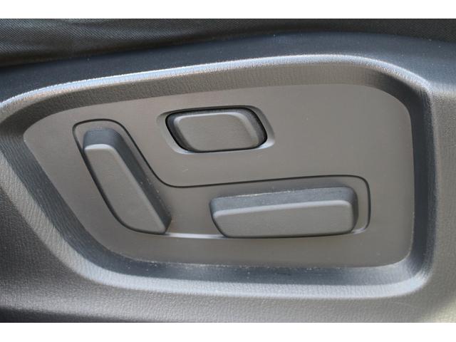 CX-5 XD プロアクティブ 6速MT 純正ナビ フルセグ バックカメラ 電動リアゲート 衝突軽減ブレーキ アダクティブクルーズ レーンキープアシスト シートヒーター メモリー機能付きパワーシート ブラインドスポットモニター(8枚目)