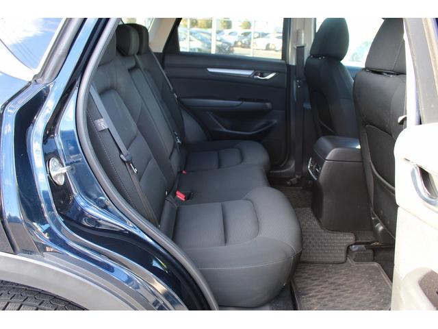 CX-5 XD プロアクティブ 6速MT 純正ナビ フルセグ バックカメラ 電動リアゲート 衝突軽減ブレーキ アダクティブクルーズ レーンキープアシスト シートヒーター メモリー機能付きパワーシート ブラインドスポットモニター(42枚目)