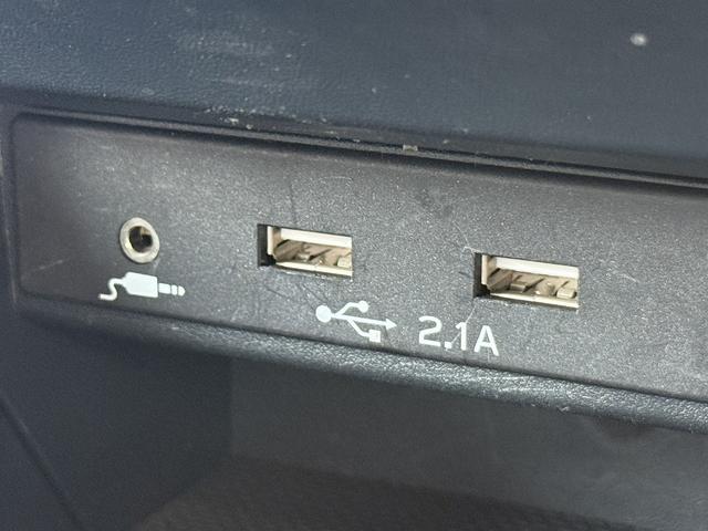 レヴォーグ ＧＴ－Ｈ　ＥＸ　禁煙車　メーカー１１．６型ナビ　　アイサイトＸテクノロジー　フルセグＴＶ　フロント・サイド・リヤカメラ　電動リアゲート　左右独立エアコン　全席シートヒーター　運転席パワーシート　カープレイ接続（63枚目）