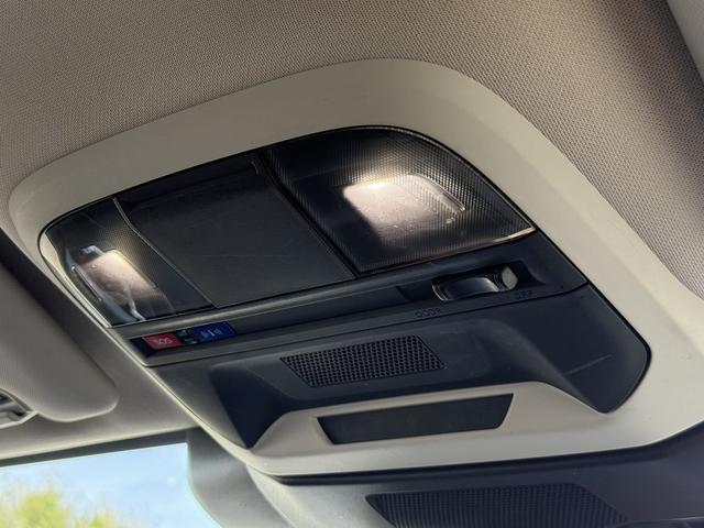 レヴォーグ ＧＴ－Ｈ　ＥＸ　禁煙車　メーカー１１．６型ナビ　　アイサイトＸテクノロジー　フルセグＴＶ　フロント・サイド・リヤカメラ　電動リアゲート　左右独立エアコン　全席シートヒーター　運転席パワーシート　カープレイ接続（71枚目）