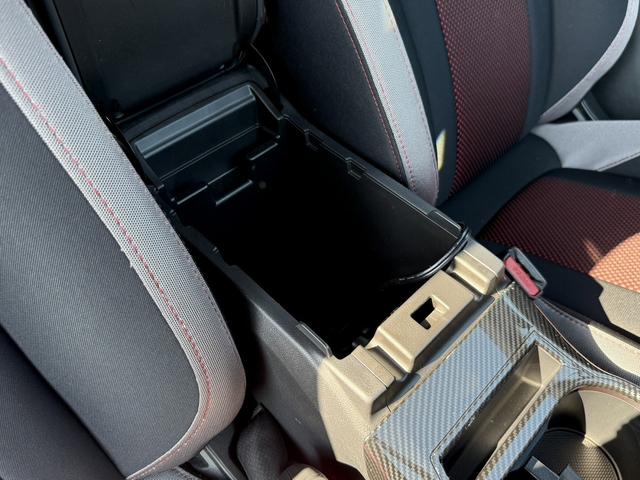 インプレッサスポーツ STIスポーツ 後期型 禁煙車 ワンオーナー ALPINEナビ フルセグ バックカメラ アダプティブクルーズ アイサイトVer3 ハーフレザーシート シートヒーター メモリー機能付きパワーシート 衝突軽減ブレーキ(75枚目)