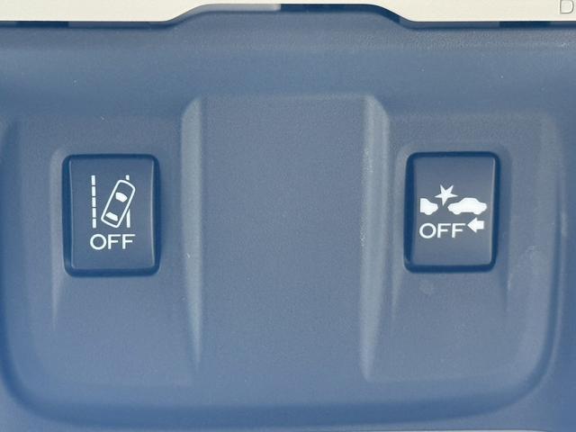 フォレスター プレミアム 禁煙車 メーカー9インチナビ フルセグ フロント・サイド・バックカメラ 電動リアゲート アダプティブクルーズコントロール アイサイトVer3 パワーシート ステアリングヒーター ブラインドスポット(7枚目)